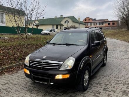 Коричневий Cанг Йонг Rexton, об'ємом двигуна 2.7 л та пробігом 230 тис. км за 3800 $, фото 1 на Automoto.ua