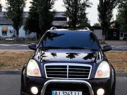 Коричневий Cанг Йонг Rexton, об'ємом двигуна 2.7 л та пробігом 225 тис. км за 9600 $, фото 1 на Automoto.ua