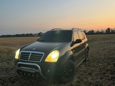 Коричневий Cанг Йонг Rexton, об'ємом двигуна 2.7 л та пробігом 315 тис. км за 4999 $, фото 1 на Automoto.ua