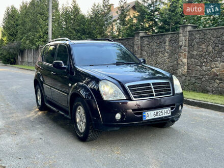 Коричневий Cанг Йонг Rexton, об'ємом двигуна 2.7 л та пробігом 200 тис. км за 6400 $, фото 1 на Automoto.ua