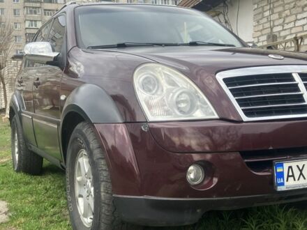 Коричневий Cанг Йонг Rexton, об'ємом двигуна 2.7 л та пробігом 155 тис. км за 4910 $, фото 1 на Automoto.ua