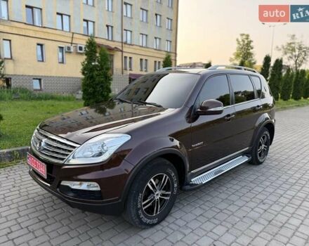 Коричневий Cанг Йонг Rexton, об'ємом двигуна 2.7 л та пробігом 236 тис. км за 9900 $, фото 1 на Automoto.ua