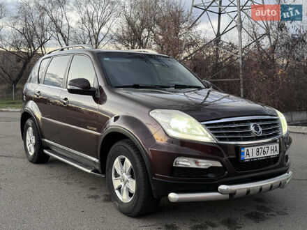 Коричневий Cанг Йонг Rexton, об'ємом двигуна 2.7 л та пробігом 242 тис. км за 11800 $, фото 1 на Automoto.ua