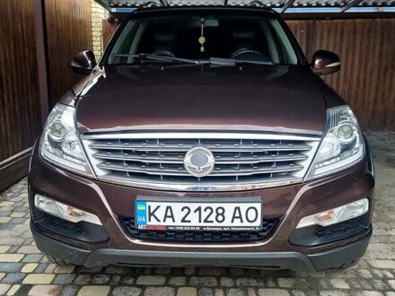 Коричневый Cанг Йонг Рекстон, объемом двигателя 2 л и пробегом 136 тыс. км за 13700 $, фото 1 на Automoto.ua