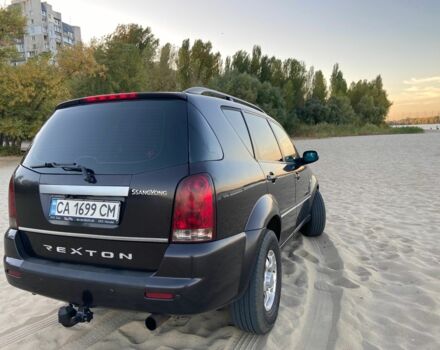 Червоний Cанг Йонг Rexton, об'ємом двигуна 2.7 л та пробігом 200 тис. км за 6300 $, фото 9 на Automoto.ua