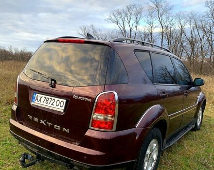 Червоний Cанг Йонг Rexton, об'ємом двигуна 2.7 л та пробігом 200 тис. км за 6000 $, фото 3 на Automoto.ua