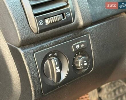 Червоний Cанг Йонг Rexton, об'ємом двигуна 2.7 л та пробігом 207 тис. км за 8690 $, фото 11 на Automoto.ua