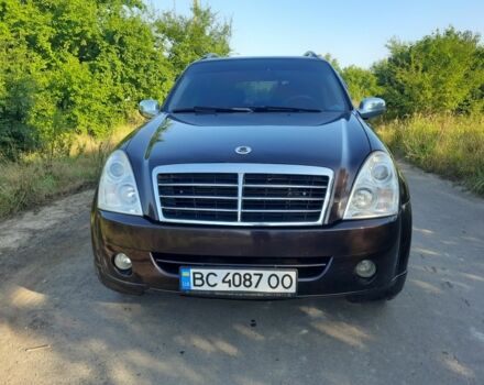 Червоний Cанг Йонг Rexton, об'ємом двигуна 2.7 л та пробігом 240 тис. км за 6850 $, фото 3 на Automoto.ua