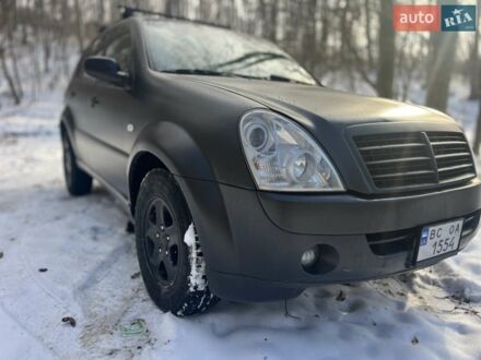 Червоний Cанг Йонг Rexton, об'ємом двигуна 2.7 л та пробігом 280 тис. км за 6900 $, фото 1 на Automoto.ua