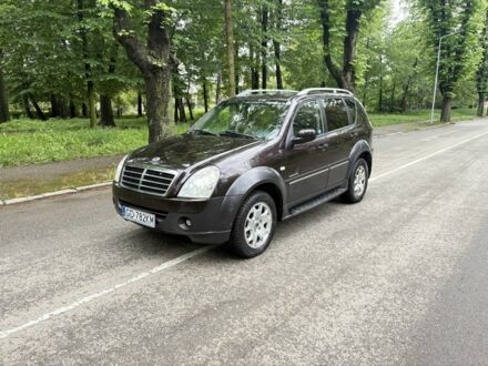 Cанг Йонг Rexton 2008 у Чернівцях на Automoto.ua Червоний Cанг Йонг Rexton, об'ємом двигуна 2.7 л та пробігом 298 тис. км за 4718 $, фото 1 на Automoto.ua
