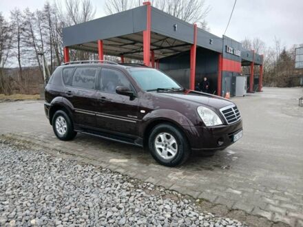 Червоний Cанг Йонг Rexton, об'ємом двигуна 2.7 л та пробігом 218 тис. км за 6200 $, фото 1 на Automoto.ua