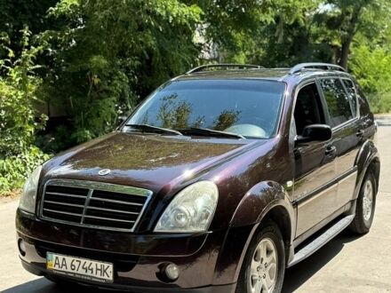 Червоний Cанг Йонг Rexton, об'ємом двигуна 2.7 л та пробігом 310 тис. км за 5650 $, фото 1 на Automoto.ua