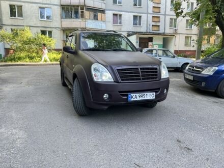 Червоний Cанг Йонг Rexton, об'ємом двигуна 2.7 л та пробігом 297 тис. км за 6990 $, фото 1 на Automoto.ua