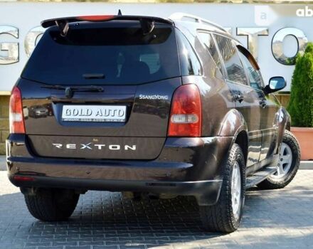 Cанг Йонг Rexton, об'ємом двигуна 2.7 л та пробігом 252 тис. км за 8999 $, фото 12 на Automoto.ua