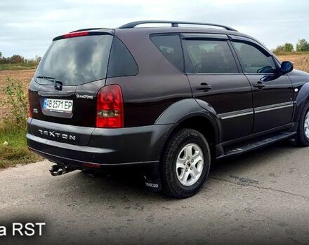 Cанг Йонг Rexton, об'ємом двигуна 2.7 л та пробігом 170 тис. км за 7500 $, фото 10 на Automoto.ua