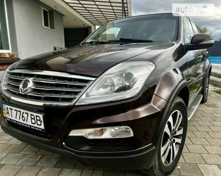 Cанг Йонг Rexton, об'ємом двигуна 2.7 л та пробігом 151 тис. км за 13800 $, фото 3 на Automoto.ua