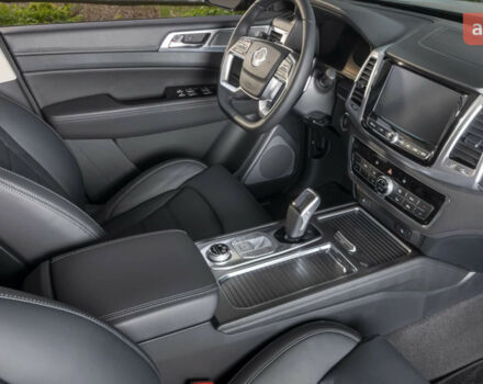 купити нове авто Cанг Йонг Rexton 2024 року від офіційного дилера Хмельниччина-Авто Cанг Йонг фото