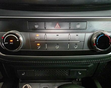 Сірий Cанг Йонг Rexton, об'ємом двигуна 2.2 л та пробігом 120 тис. км за 12007 $, фото 11 на Automoto.ua