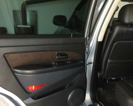 Сірий Cанг Йонг Rexton, об'ємом двигуна 2.7 л та пробігом 143 тис. км за 8500 $, фото 10 на Automoto.ua