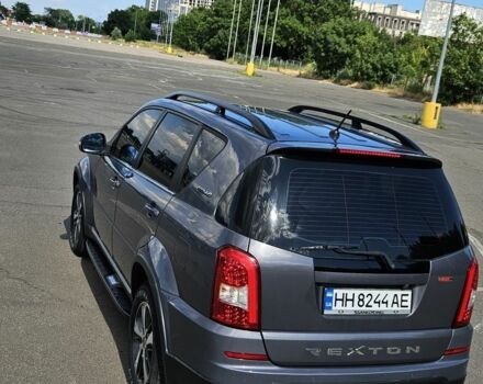 Сірий Cанг Йонг Rexton, об'ємом двигуна 2.2 л та пробігом 186 тис. км за 15302 $, фото 8 на Automoto.ua