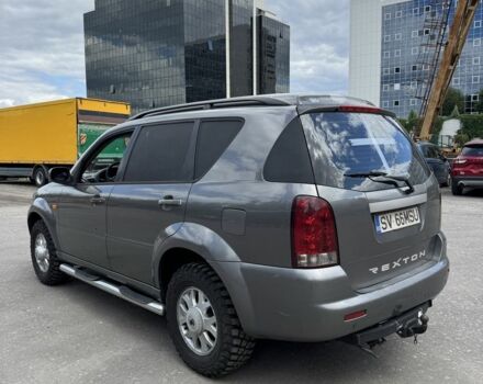 Сірий Cанг Йонг Rexton, об'ємом двигуна 2.9 л та пробігом 311 тис. км за 4000 $, фото 6 на Automoto.ua