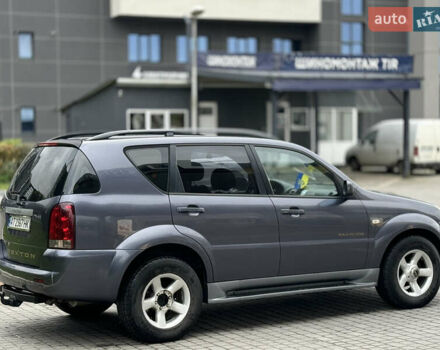 Сірий Cанг Йонг Rexton, об'ємом двигуна 2.7 л та пробігом 304 тис. км за 5600 $, фото 5 на Automoto.ua