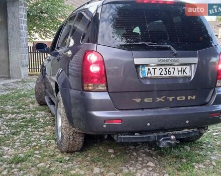 Сірий Cанг Йонг Rexton, об'ємом двигуна 2.7 л та пробігом 305 тис. км за 5600 $, фото 15 на Automoto.ua