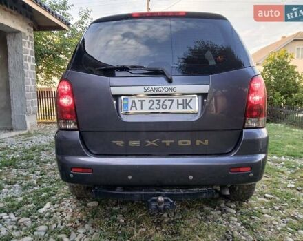 Сірий Cанг Йонг Rexton, об'ємом двигуна 2.7 л та пробігом 305 тис. км за 5600 $, фото 7 на Automoto.ua