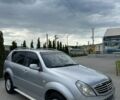 Серый Cанг Йонг Рекстон, объемом двигателя 2.7 л и пробегом 300 тыс. км за 4700 $, фото 2 на Automoto.ua