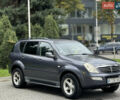 Сірий Cанг Йонг Rexton, об'ємом двигуна 2.7 л та пробігом 304 тис. км за 5600 $, фото 4 на Automoto.ua