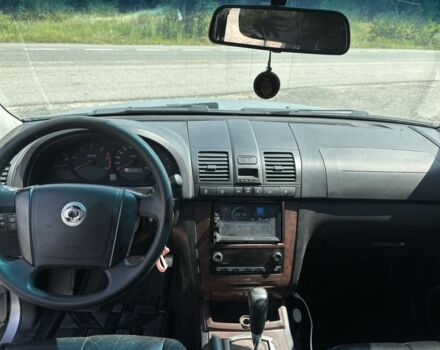 Серый Cанг Йонг Рекстон, объемом двигателя 2.7 л и пробегом 321 тыс. км за 3900 $, фото 6 на Automoto.ua