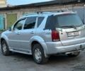 Сірий Cанг Йонг Rexton, об'ємом двигуна 2.7 л та пробігом 100 тис. км за 2001 $, фото 2 на Automoto.ua