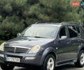 Сірий Cанг Йонг Rexton, об'ємом двигуна 2.7 л та пробігом 304 тис. км за 5600 $, фото 2 на Automoto.ua