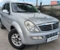 Сірий Cанг Йонг Rexton, об'ємом двигуна 2.7 л та пробігом 266 тис. км за 5990 $, фото 3 на Automoto.ua