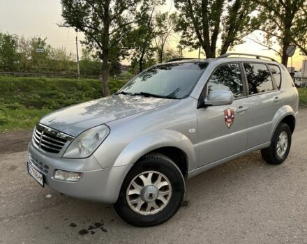 Сірий Cанг Йонг Rexton, об'ємом двигуна 0.27 л та пробігом 257 тис. км за 4650 $, фото 5 на Automoto.ua