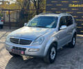Сірий Cанг Йонг Rexton, об'ємом двигуна 2.7 л та пробігом 268 тис. км за 6500 $, фото 2 на Automoto.ua