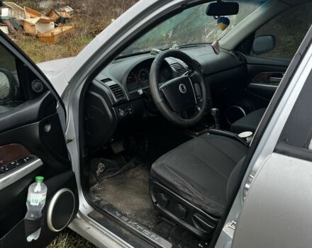 Сірий Cанг Йонг Rexton, об'ємом двигуна 2.7 л та пробігом 300 тис. км за 4729 $, фото 5 на Automoto.ua