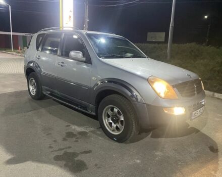 Сірий Cанг Йонг Rexton, об'ємом двигуна 2.7 л та пробігом 288 тис. км за 4299 $, фото 9 на Automoto.ua
