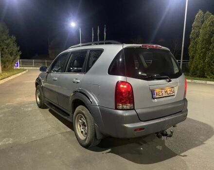 Сірий Cанг Йонг Rexton, об'ємом двигуна 2.7 л та пробігом 288 тис. км за 4299 $, фото 4 на Automoto.ua