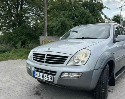Сірий Cанг Йонг Rexton, об'ємом двигуна 2.7 л та пробігом 293 тис. км за 3750 $, фото 1 на Automoto.ua
