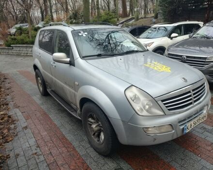 Сірий Cанг Йонг Rexton, об'ємом двигуна 2.7 л та пробігом 237 тис. км за 4400 $, фото 2 на Automoto.ua