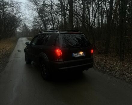 Серый Cанг Йонг Рекстон, объемом двигателя 2.7 л и пробегом 316 тыс. км за 5900 $, фото 4 на Automoto.ua