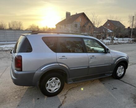 Серый Cанг Йонг Рекстон, объемом двигателя 2.7 л и пробегом 294 тыс. км за 5104 $, фото 1 на Automoto.ua