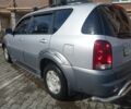 Сірий Cанг Йонг Rexton, об'ємом двигуна 3.2 л та пробігом 235 тис. км за 6999 $, фото 2 на Automoto.ua