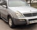 Сірий Cанг Йонг Rexton, об'ємом двигуна 3.2 л та пробігом 286 тис. км за 4200 $, фото 2 на Automoto.ua