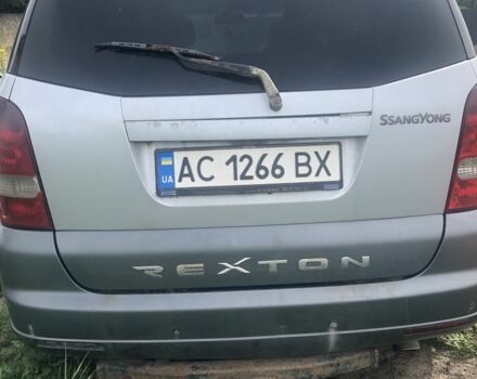 Серый Cанг Йонг Рекстон, объемом двигателя 2.7 л и пробегом 309 тыс. км за 6500 $, фото 1 на Automoto.ua