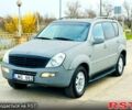 Серый Cанг Йонг Рекстон, объемом двигателя 2.7 л и пробегом 290 тыс. км за 3650 $, фото 1 на Automoto.ua