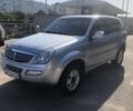 Сірий Cанг Йонг Rexton, об'ємом двигуна 2.8 л та пробігом 85 тис. км за 6500 $, фото 11 на Automoto.ua