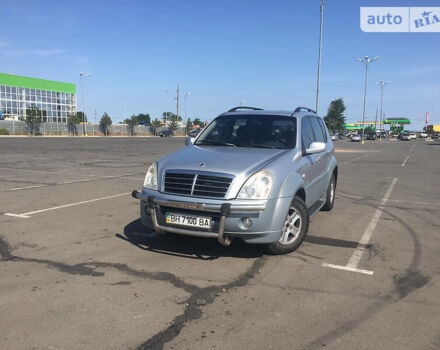 Сірий Cанг Йонг Rexton, об'ємом двигуна 2.7 л та пробігом 305 тис. км за 8100 $, фото 3 на Automoto.ua