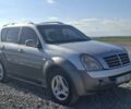 Сірий Cанг Йонг Rexton, об'ємом двигуна 2.7 л та пробігом 316 тис. км за 4500 $, фото 1 на Automoto.ua